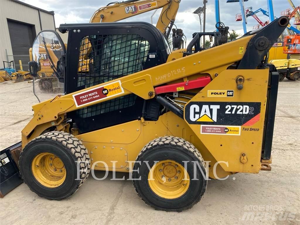 CAT 272D2 Kompaktlastare