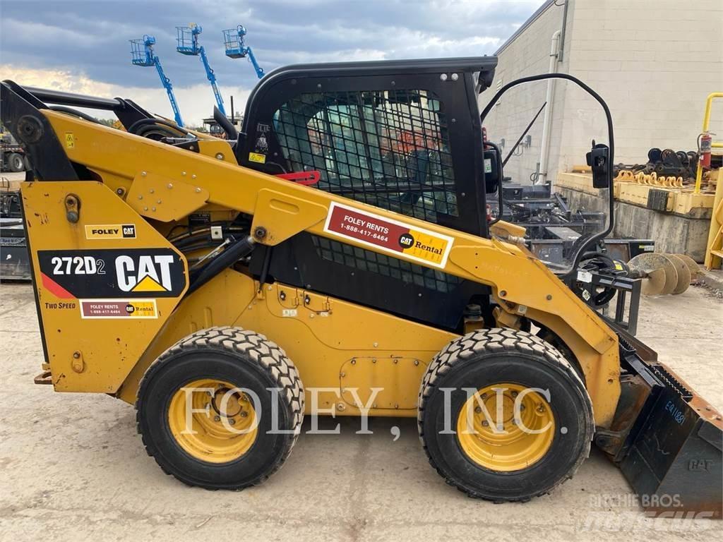 CAT 272D2 Kompaktlastare