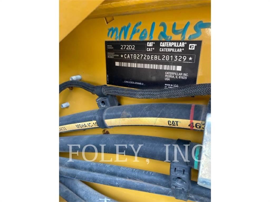 CAT 272D2 Kompaktlastare