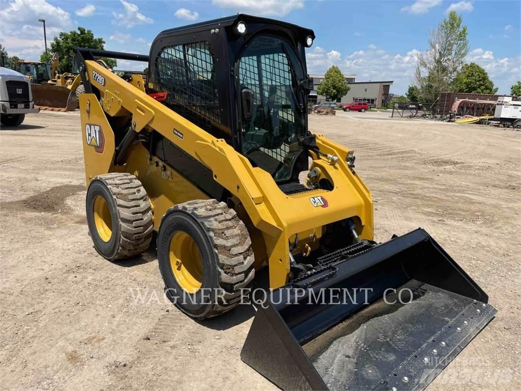 CAT 272D3 Kompaktlastare