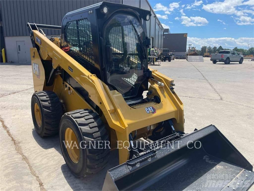 CAT 272D3 Kompaktlastare