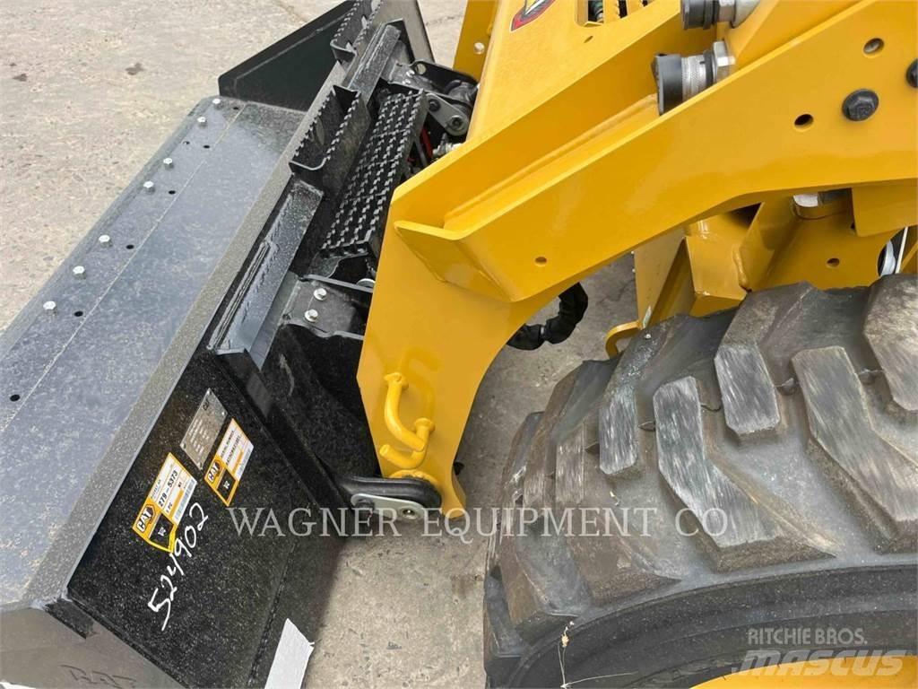 CAT 272D3 Kompaktlastare