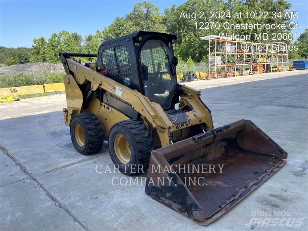 CAT 272D3 Kompaktlastare