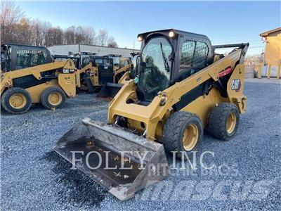 CAT 272D3 Kompaktlastare