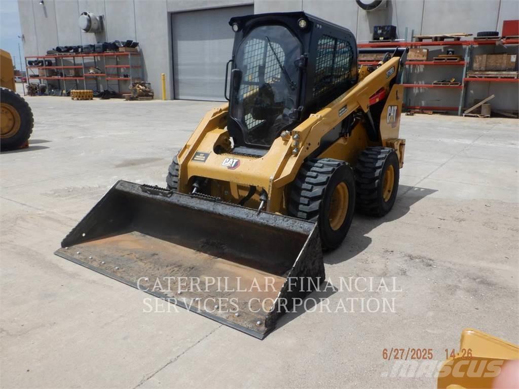 CAT 272D3 Kompaktlastare
