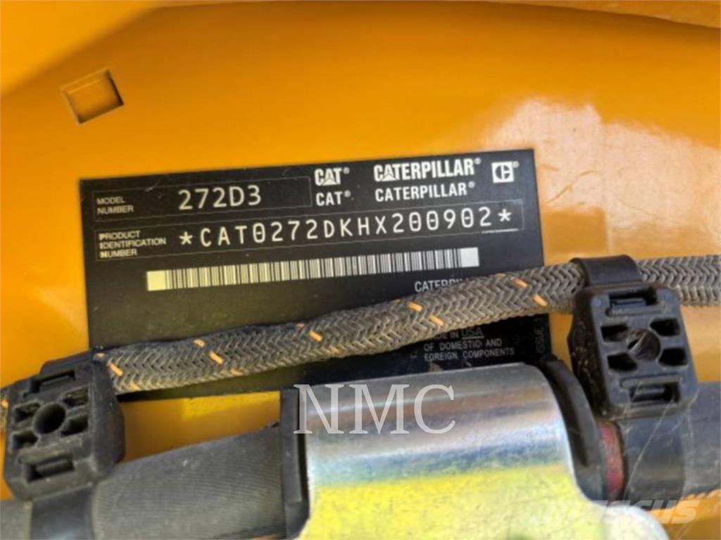 CAT 272D3 Kompaktlastare