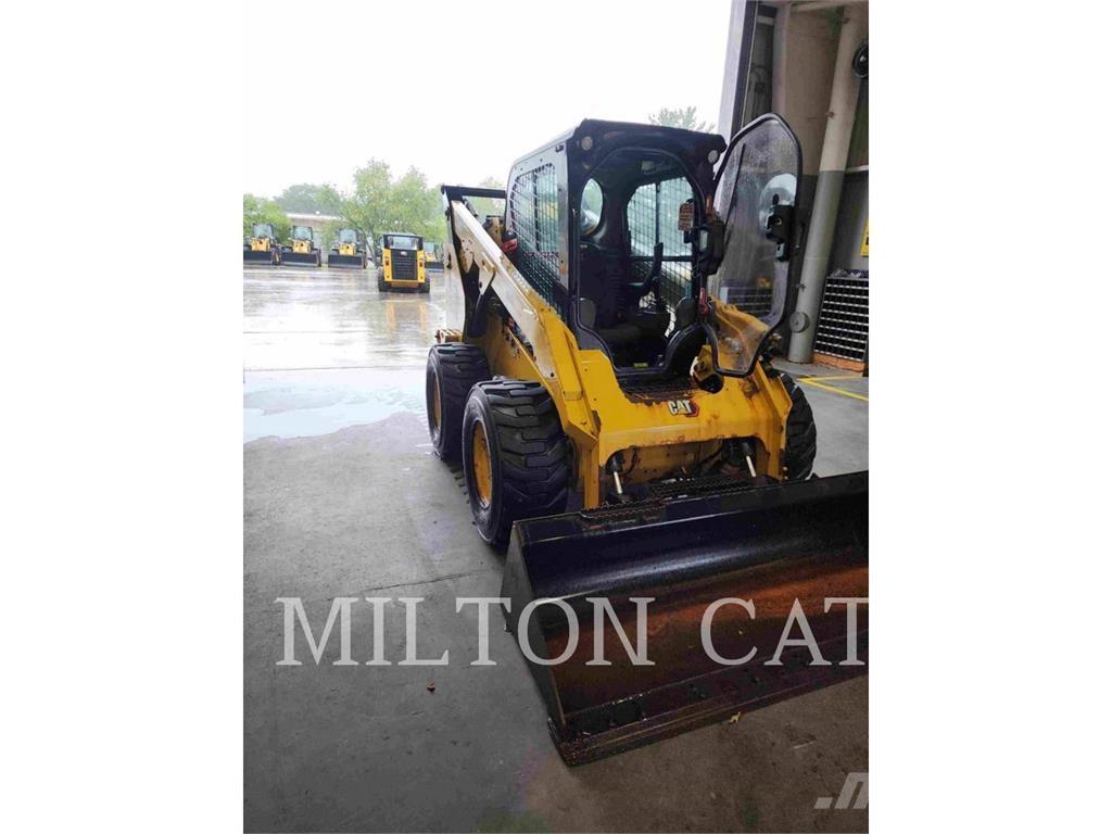 CAT 272D3 XHP Kompaktlastare