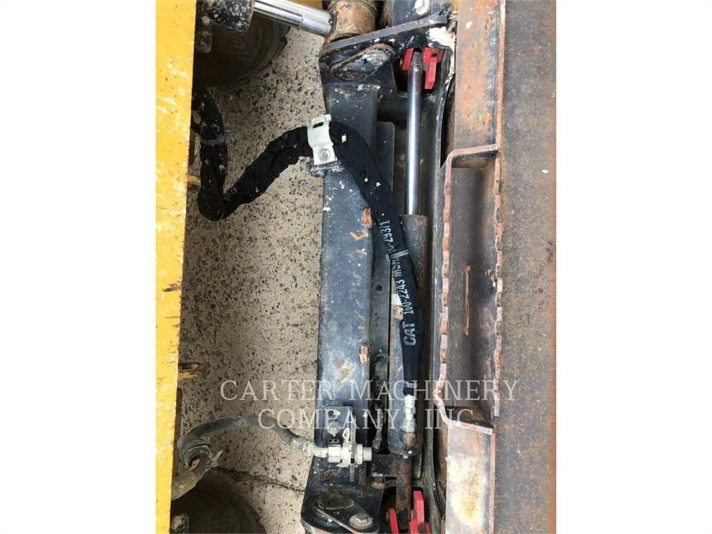 CAT 272D3XE Kompaktlastare