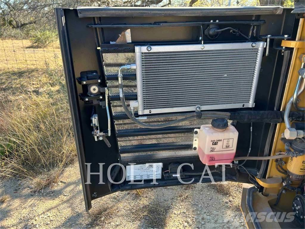 CAT 299D CAB Kompaktlastare