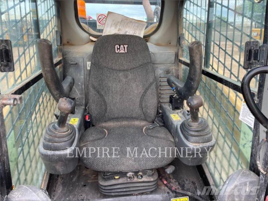 CAT 299D2 CA Kompaktlastare