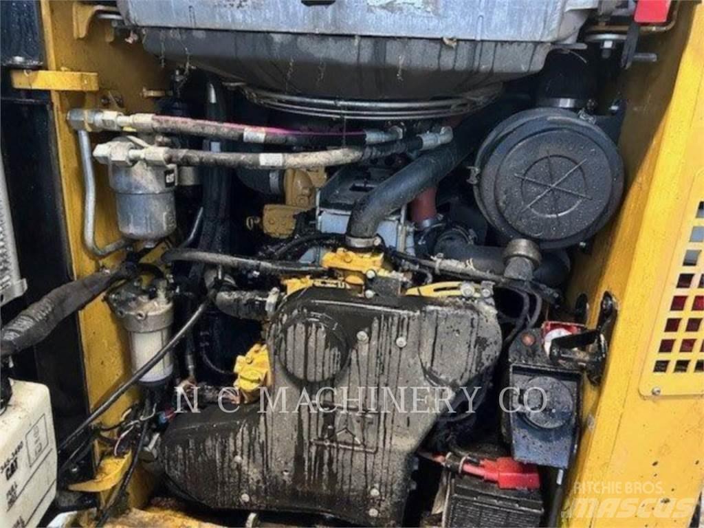 CAT 299D2 XHP Kompaktlastare