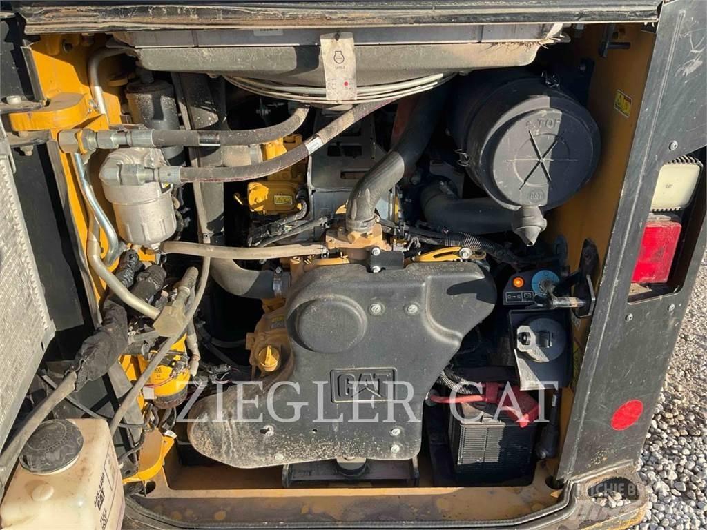 CAT 299D3 Bandlastare