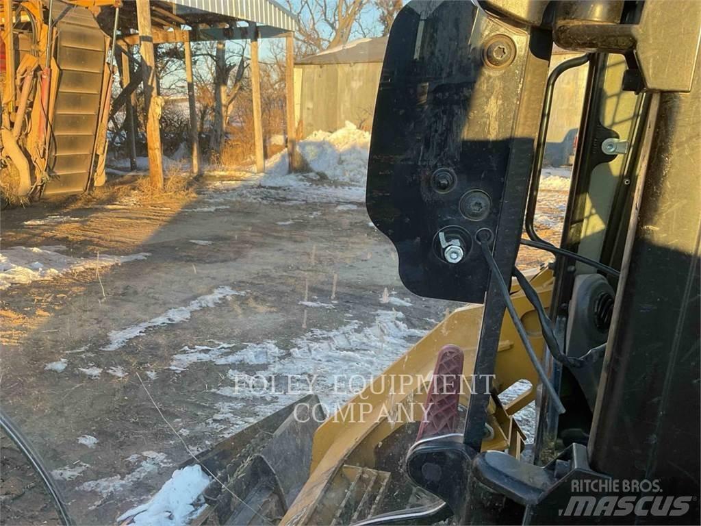 CAT 299D3 Bandlastare