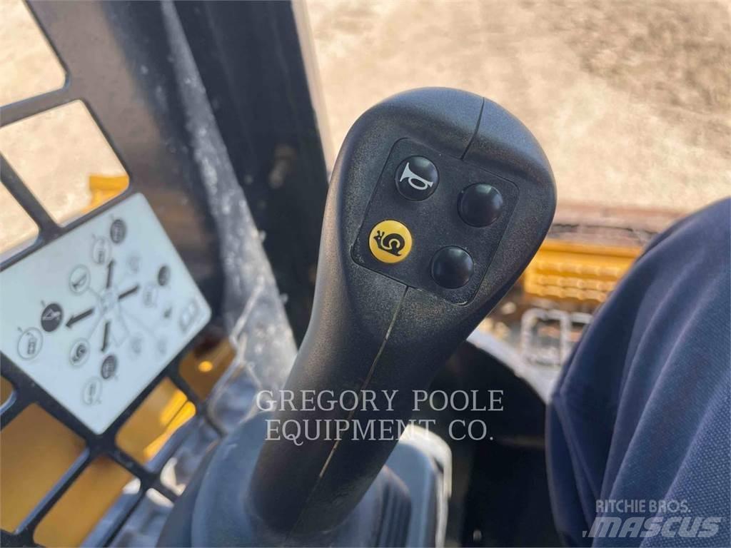 CAT 299D3 Bandlastare