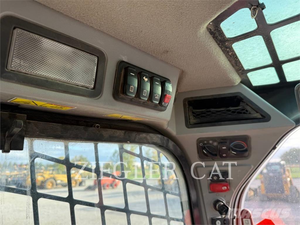 CAT 299D3 Bandlastare