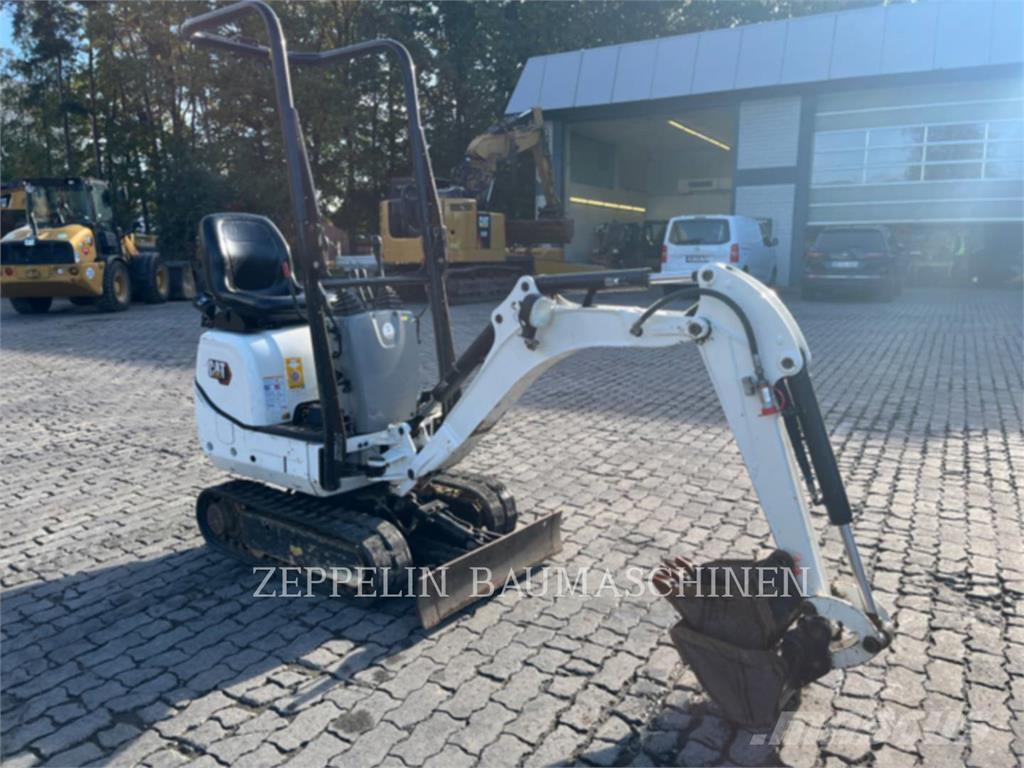 CAT 300.9D Bandgrävare