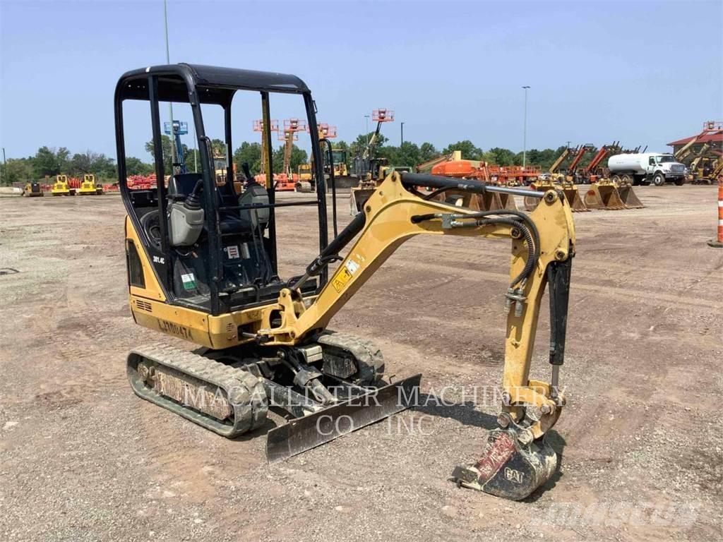 CAT 301.4C Bandgrävare