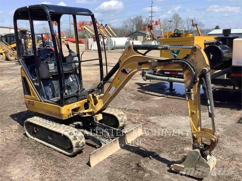 CAT 301.4C Bandgrävare