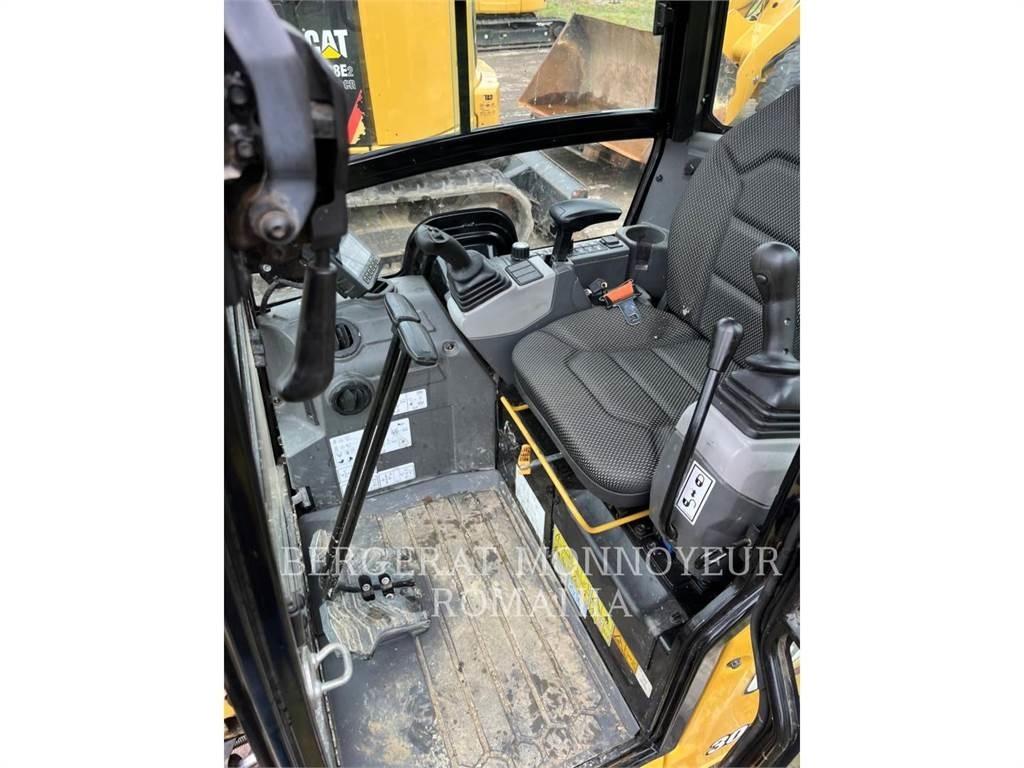 CAT 301.6-05 Bandgrävare
