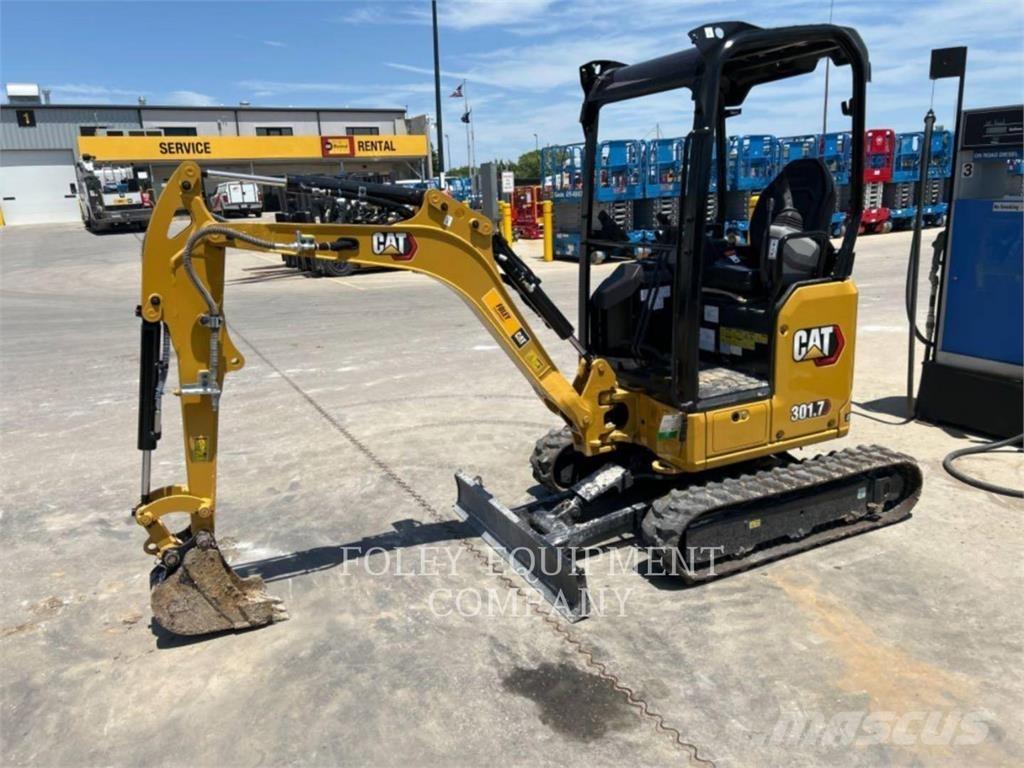 CAT 301.7-05LO Bandgrävare