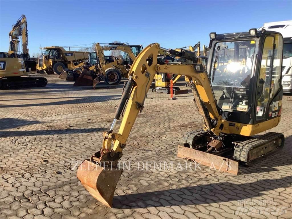 CAT 301.7D Bandgrävare