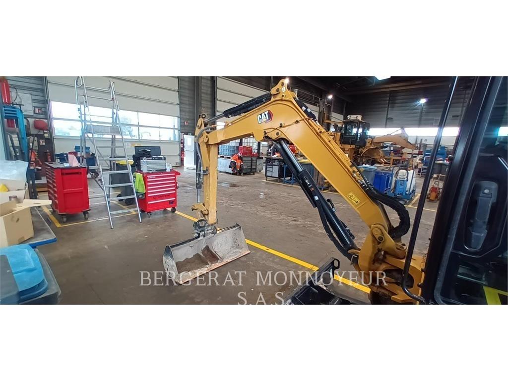 CAT 302.7 Bandgrävare