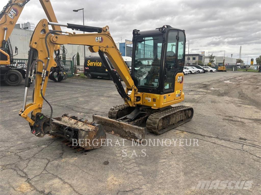 CAT 302.7 Bandgrävare