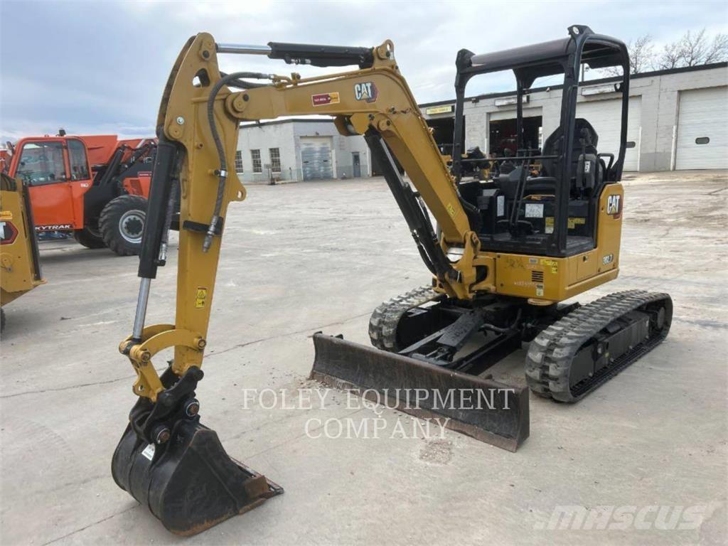 CAT 302.7-07LO Bandgrävare