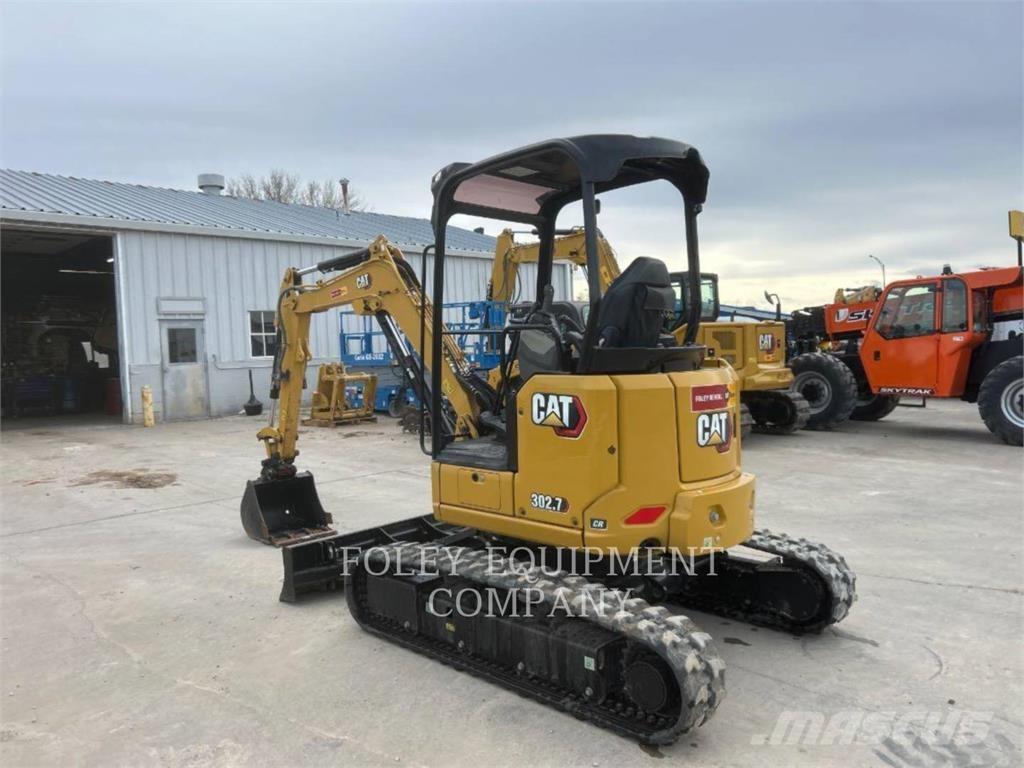 CAT 302.7-07LO Bandgrävare