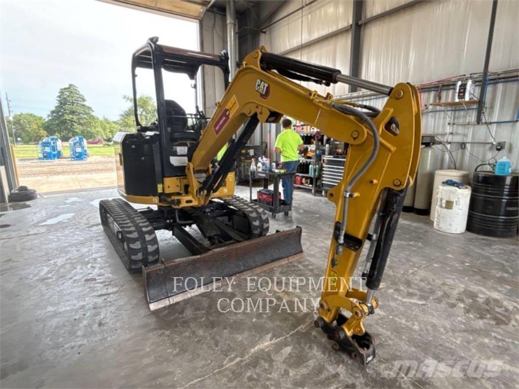 CAT 302.7-07LO Bandgrävare