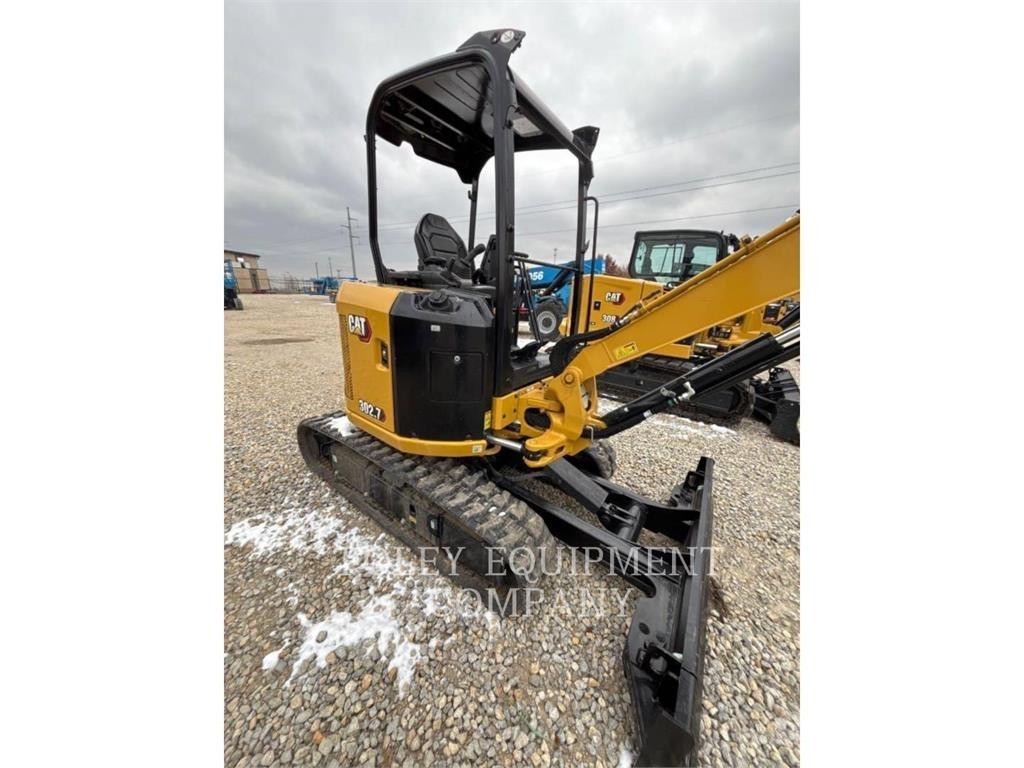 CAT 302.7-07LO Bandgrävare