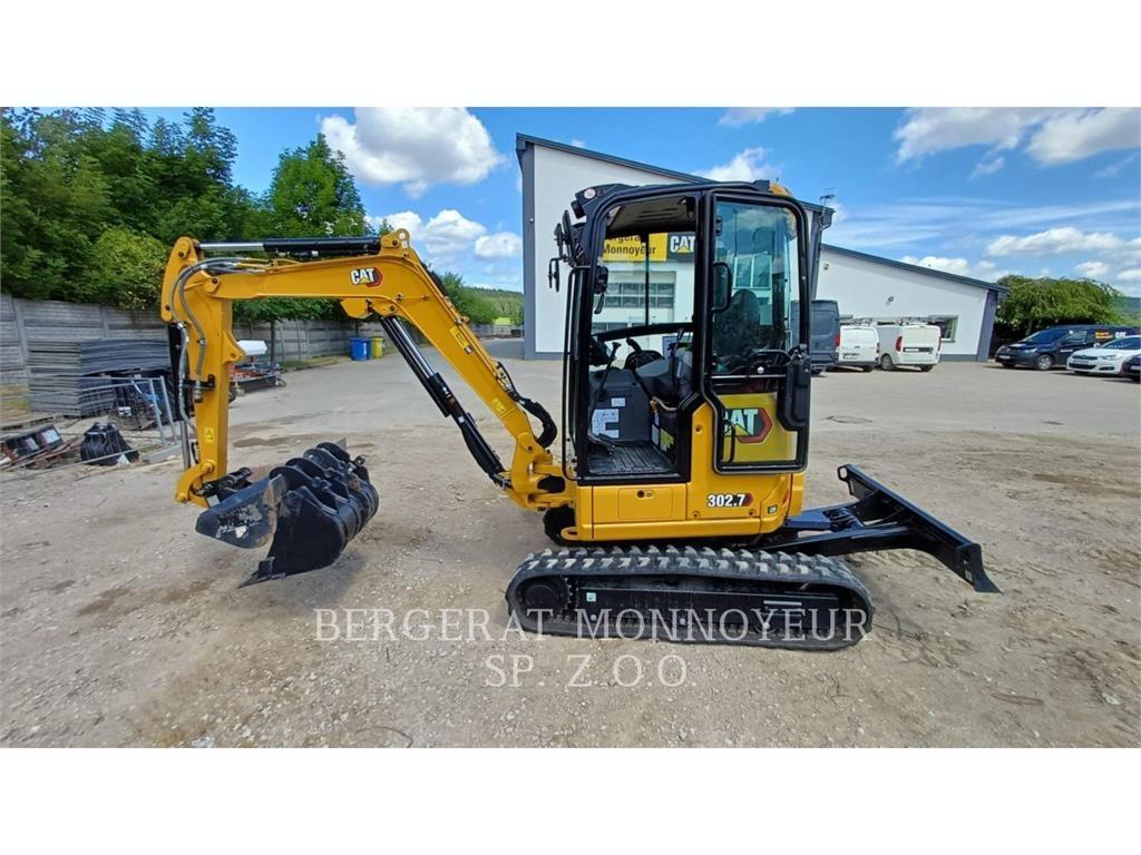 CAT 302.7CR Bandgrävare