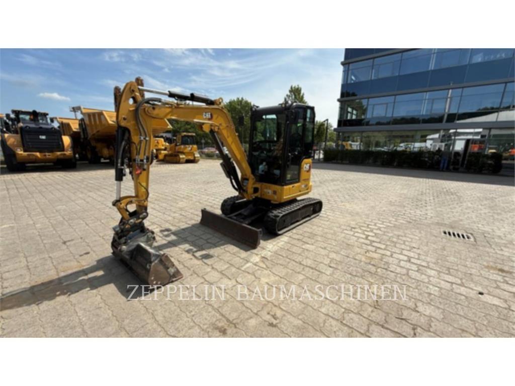 CAT 302.7CR-07 Bandgrävare