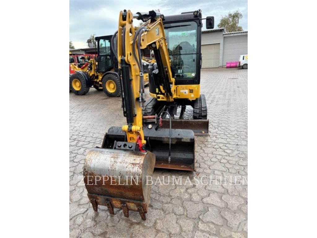 CAT 302.7CR-07 Bandgrävare
