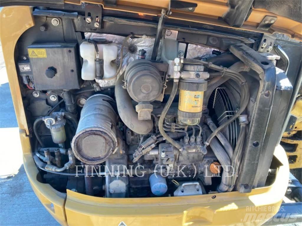 CAT 302.7D CAB Bandgrävare