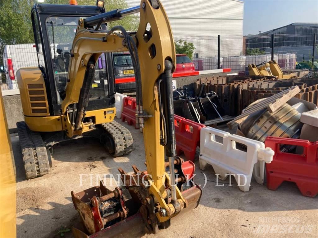 CAT 302.7D CAB Bandgrävare