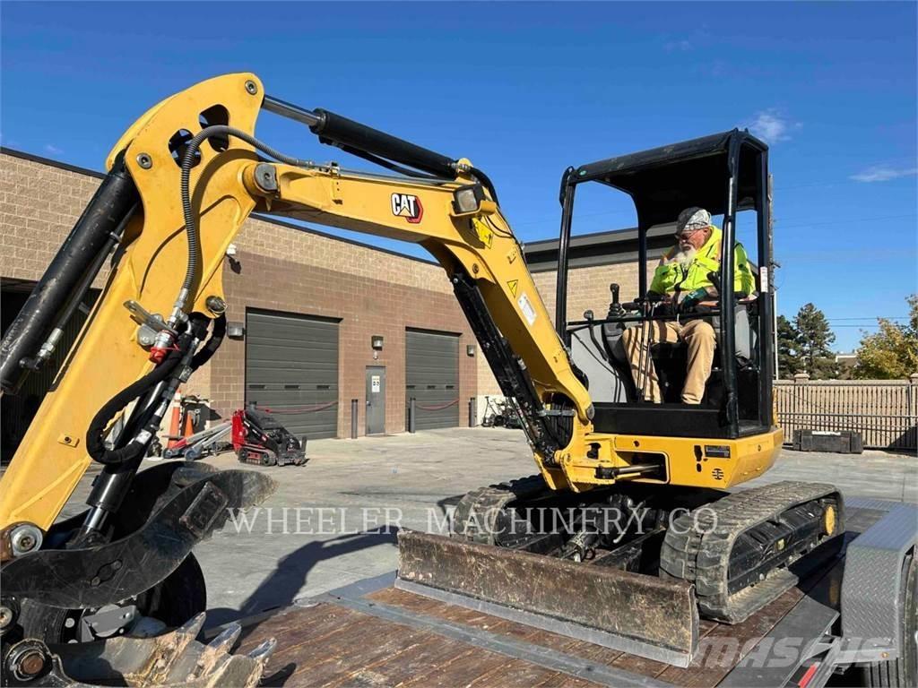 CAT 302.7DC1TH Bandgrävare