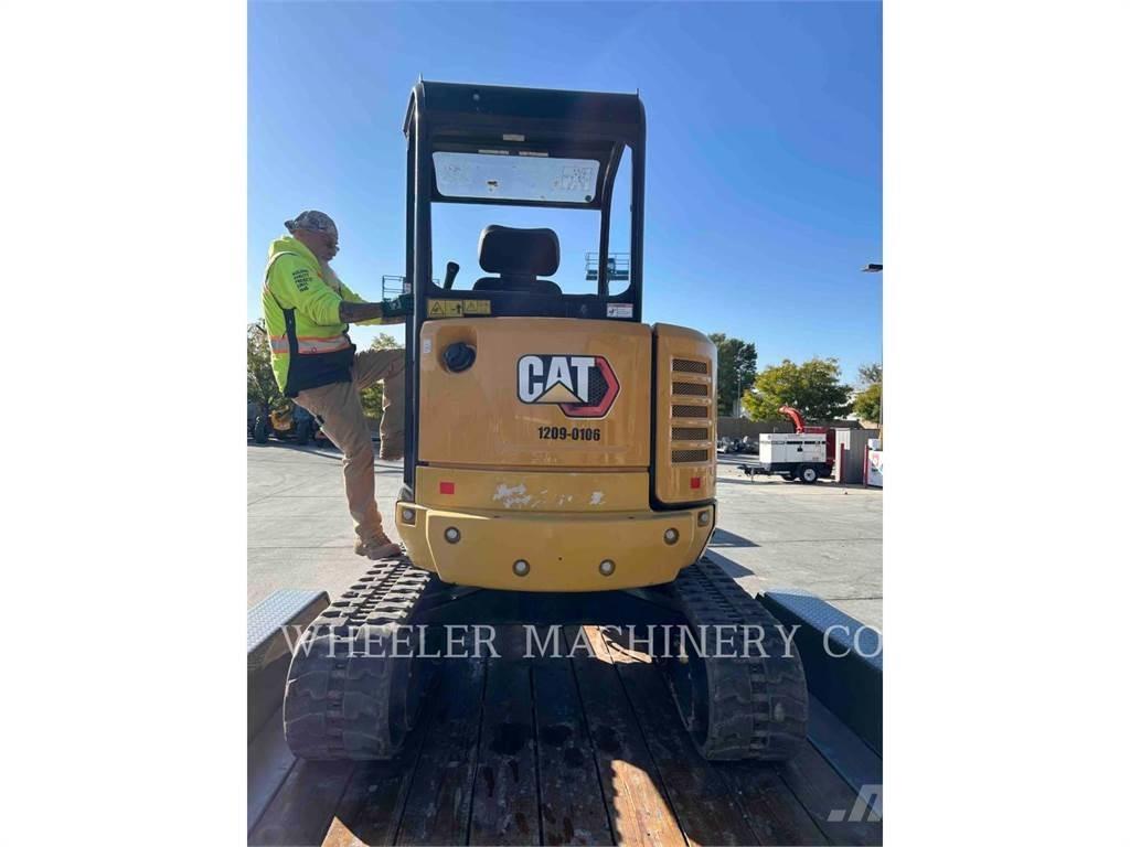 CAT 302.7DC1TH Bandgrävare
