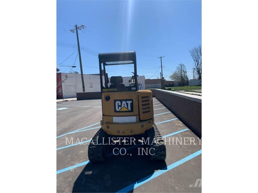 CAT 302.7DCR Bandgrävare