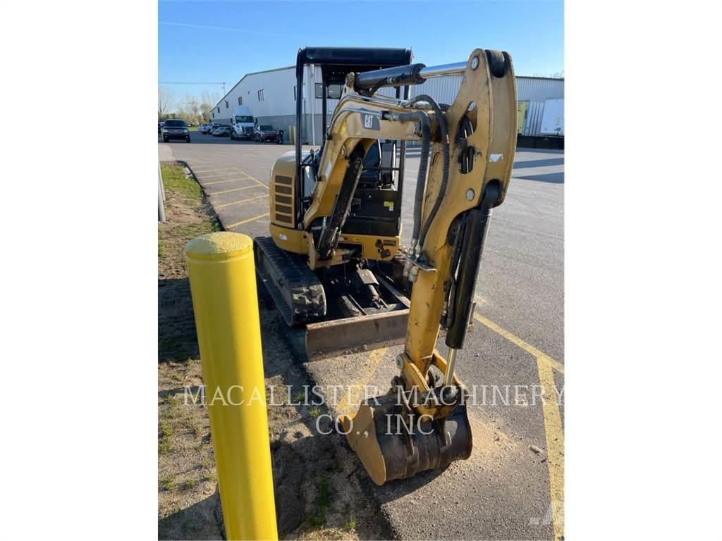 CAT 302.7DCR Bandgrävare