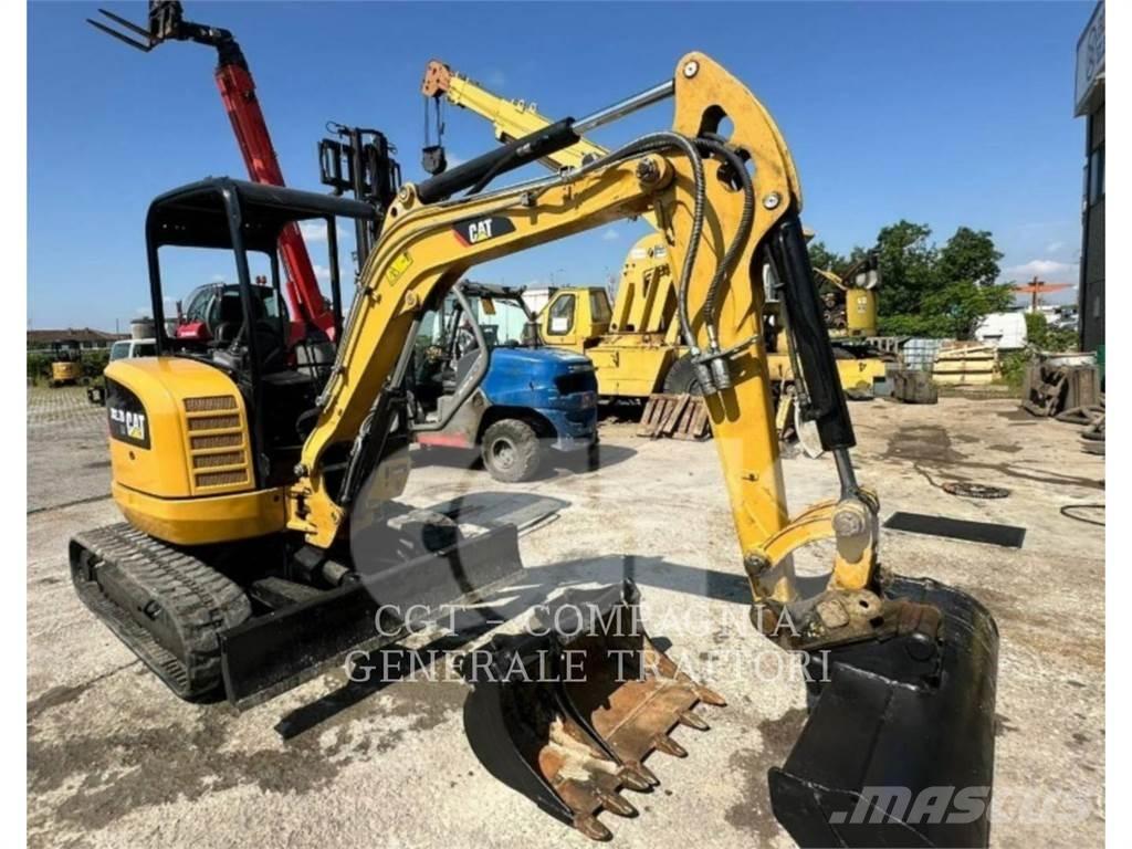 CAT 302.7DCR Bandgrävare