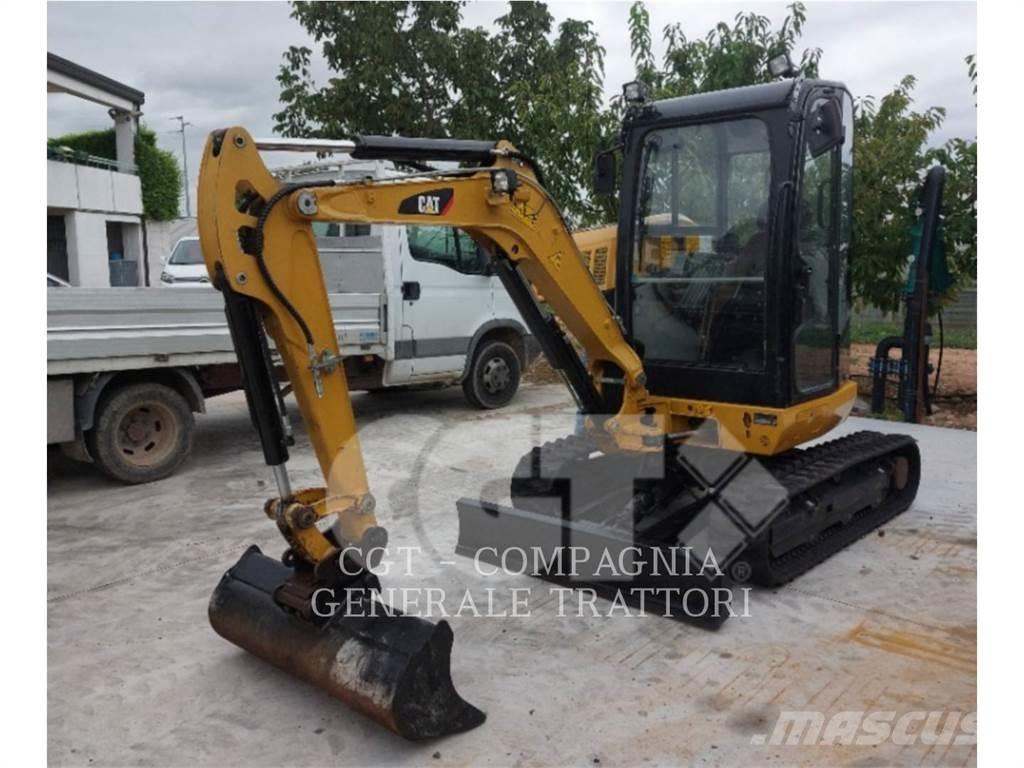 CAT 302.7DCR Bandgrävare