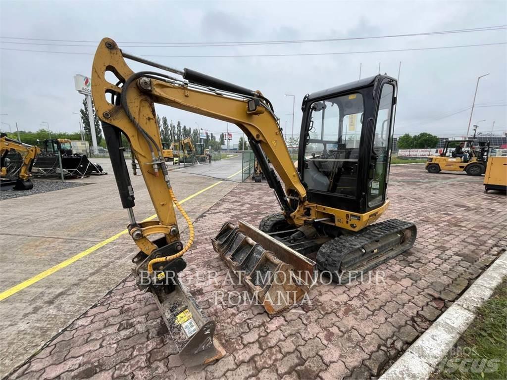 CAT 302.7DCR Bandgrävare