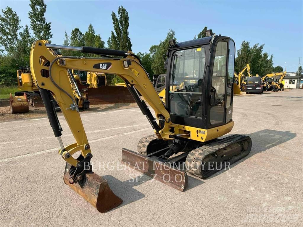 CAT 302.7DCR Bandgrävare