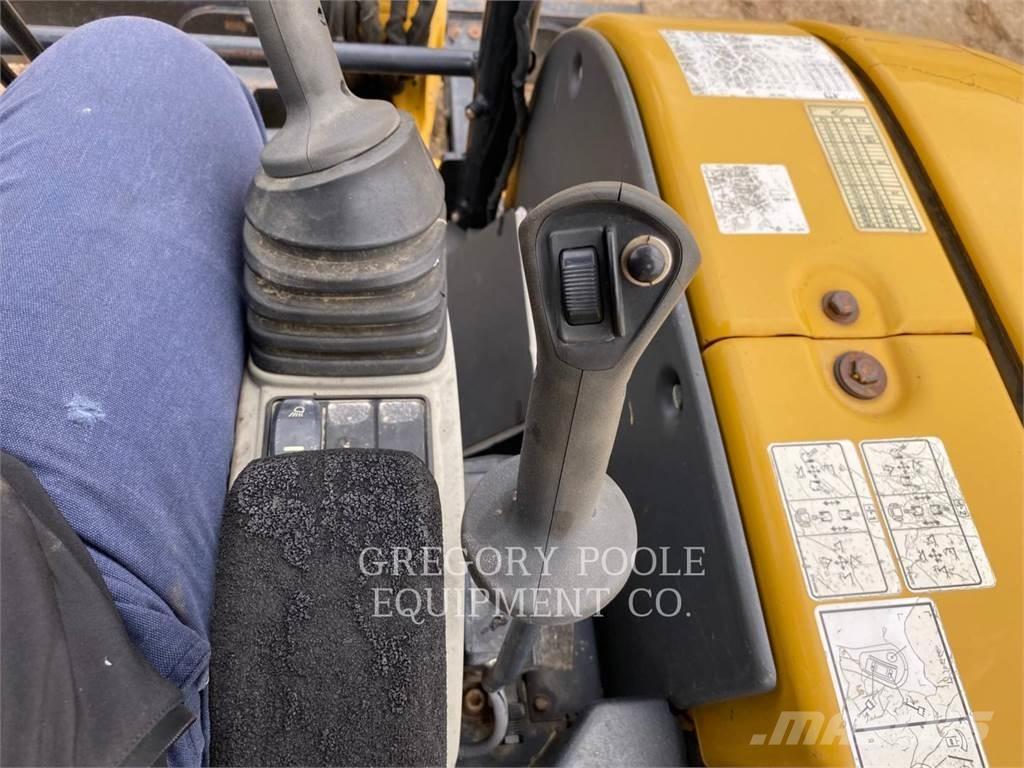 CAT 303.5E2CR Bandgrävare