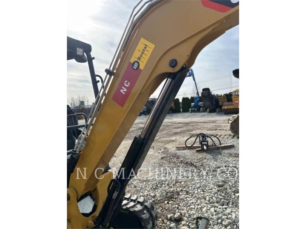 CAT 303.5E2CRN Bandgrävare