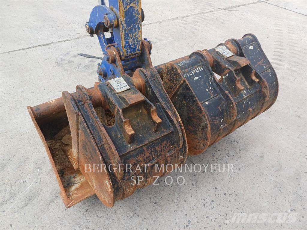 CAT 303 CR Bandgrävare