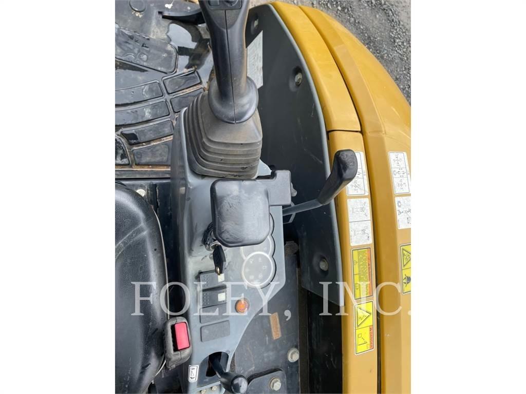 CAT 303ECR Bandgrävare