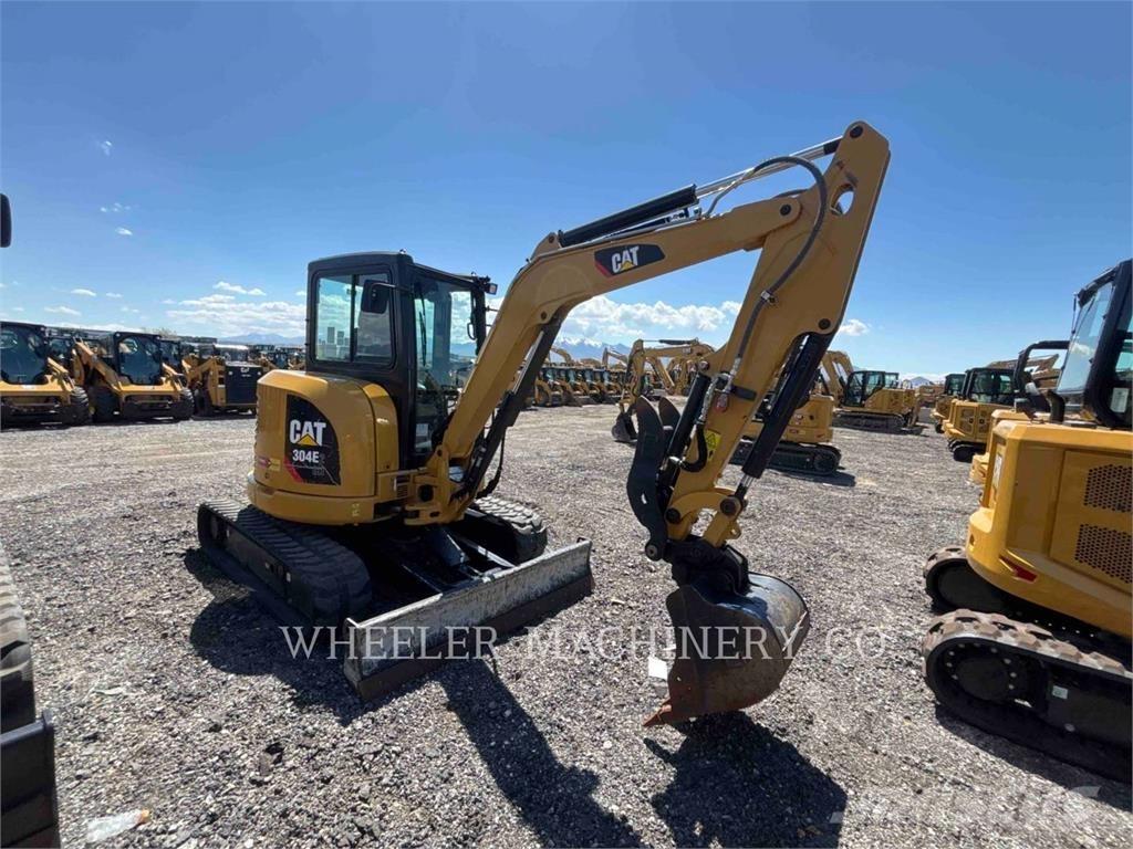 CAT 304E2 C3TH Bandgrävare