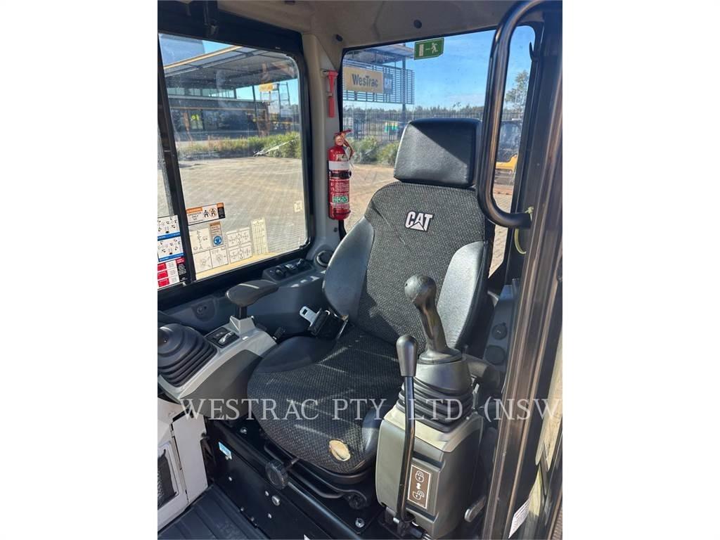 CAT 304E2CR Bandgrävare